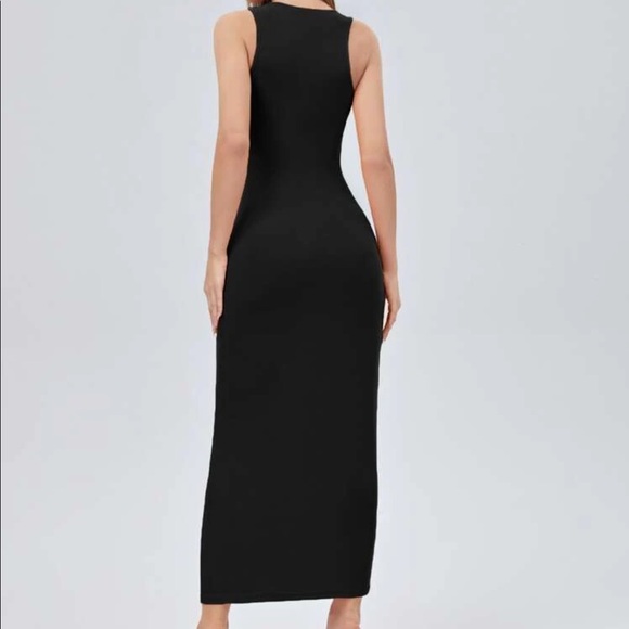 Brand new dress - Size S - Picture 2 of 4